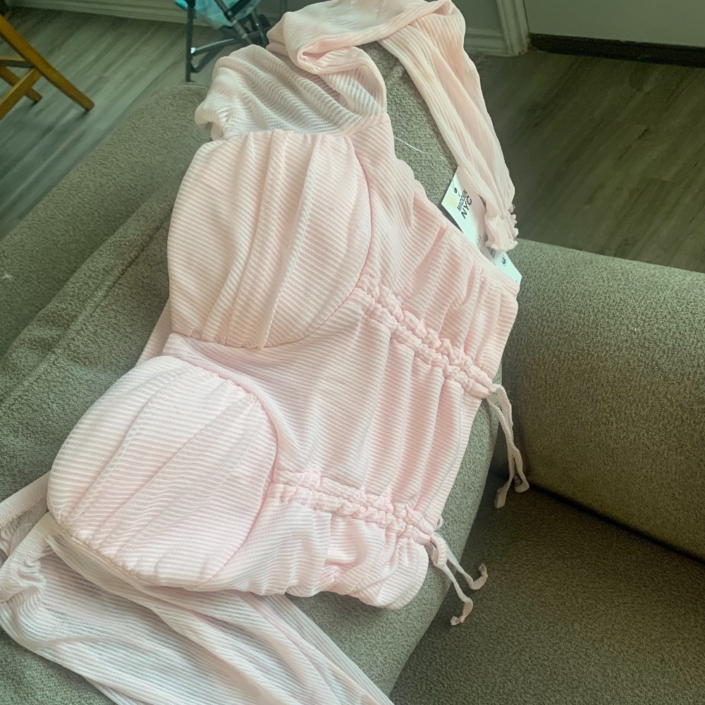 Light pink crop top